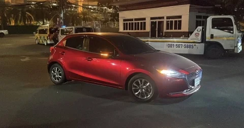 ตำรวจพาหนุ่มพนักงานรัฐวิสาหกิจ ซิ่งเก๋งมาสด้า ฝ่าด่านตรวจ บก.จร. มาชี้รถคันก่อเหตุ