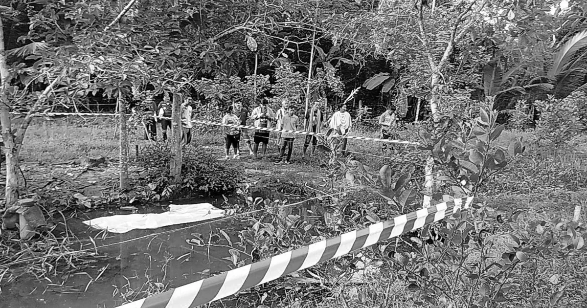 น้ำท่วมลด! พบร่างชายหาปลาโผล่หนองน้ำ