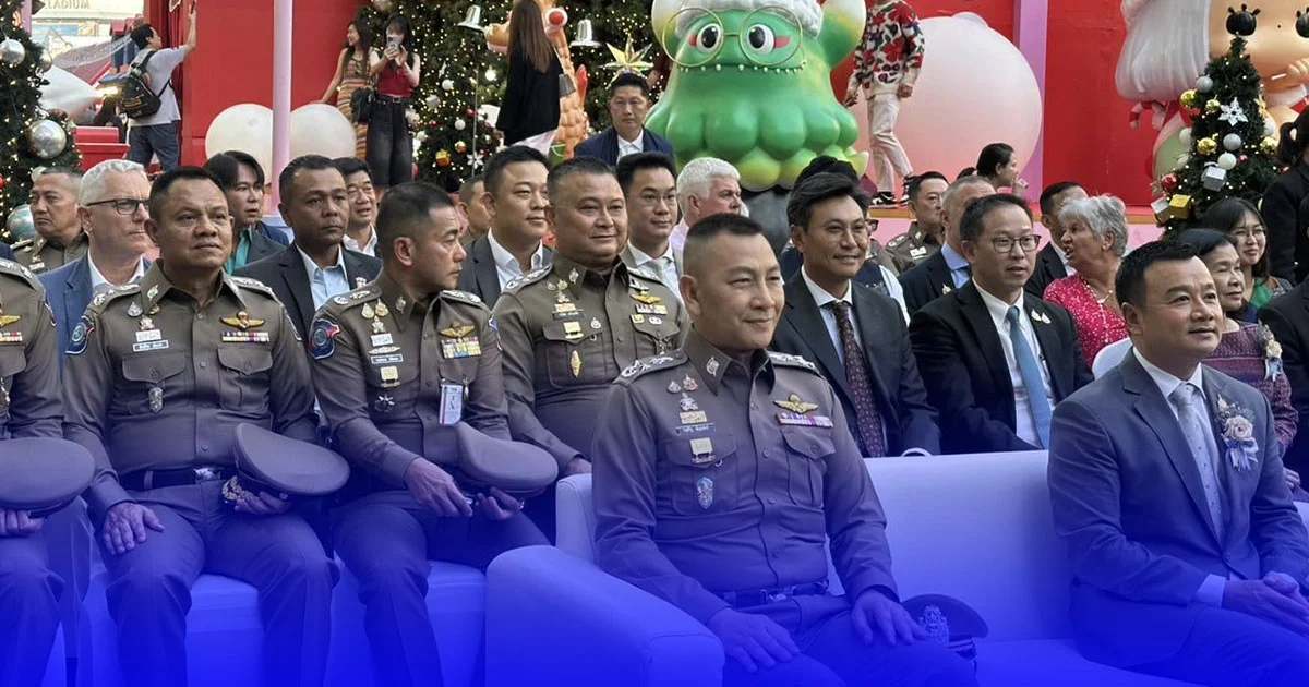 ตำรวจท่องเที่ยวปล่อยแถวสร้างความเชื่อมั่นด้านความปลอดภัย เตรียมพร้อมดูแลนักท่องเที่ยวและประชาชนช่วงเทศกาลคริสต์มาสและปีใหม่ 2568