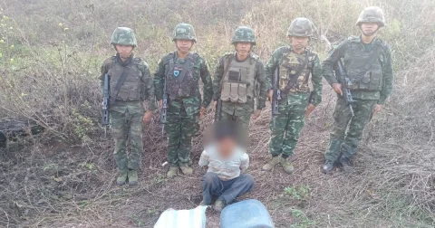 ทหารม้าจับชายขนยาบ้า พร้อมเฮโรอีน