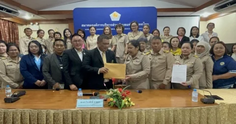 ตัวแทนกองคลังทั่วประเทศสุดทน ยื่นหนังสือเรียกร้อง ขอให้ปรับปรุงระบบบัญชีคอมพิวเตอร์ (New e-laas) หลังส่งผลให้บางครอบครัวแตกแยก