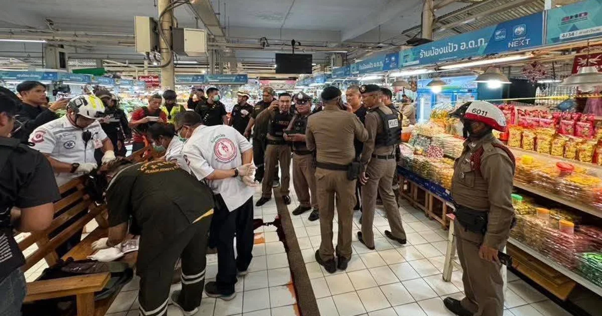 อดีตพ่อค้าขายผลไม้แปลรูปใน อตก. สติแตก คว้าปืน 9 มม. ไล่ยิง รปภ.-แม่ค้า ก่อนใช้ปืนทูตมรณะกระบอกเดียวกัน จ่อขมับตัวเองเสียชีวิต