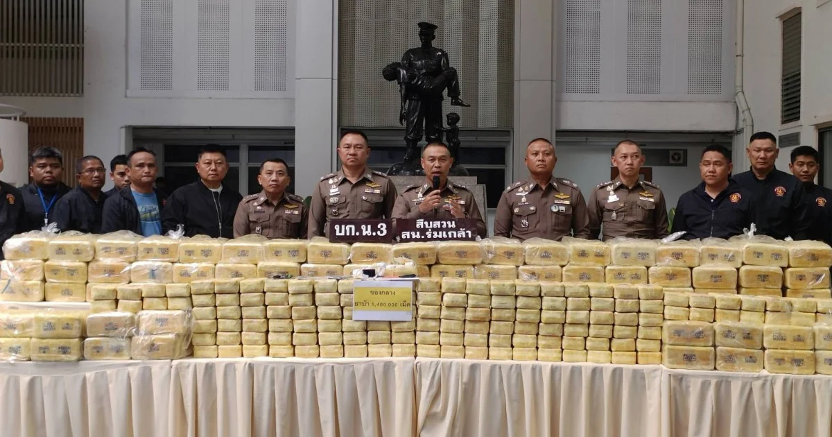 รวบหนุ่มช่างรถผันตัวส่งยาบ้า ย่องไปรถตู้ทึบทะเบียนปลอม ซุกยาบ้า 5.4 ล้านเม็ด