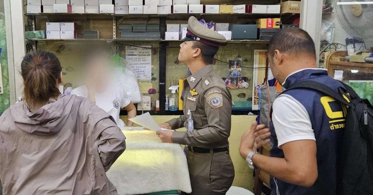 ปอศ.ทลายแหล่งส่งออก นาฬิกาปลอมเกรดพรีเมี่ยม กลางกรุง ยึดกว่า 800 เรือน มูลค่าความเสียหายทะลุ 50 ล้านบาท