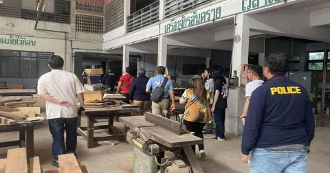 พ่อนักศึกษามหาลัยดังย่านปทุมวัน ร้องกองปราบฯ ขอความเป็นธรรม ลูกชายถูกรุ่นพี่รุมทำร้าย ปอดฉีก-หัวใจหยุดเต้น คดีไม่คืบ