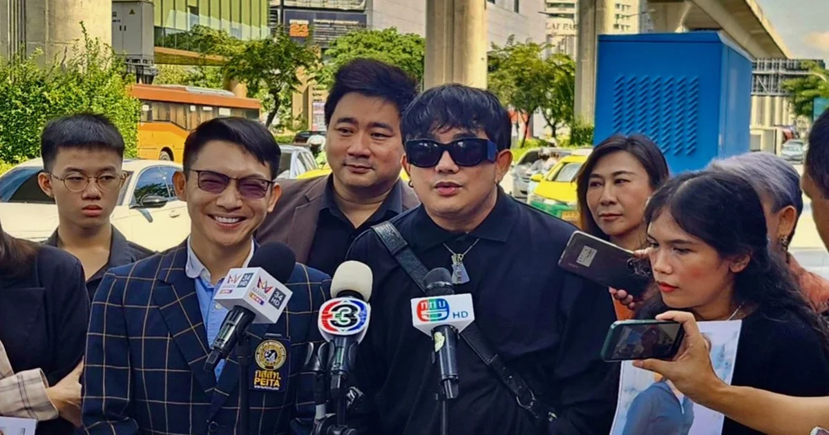 เหยื่อเอเจนซี่เก๊โผล่ อ้างชื่อ พชร์ อานนท์ ลวงเข้าวงการบันเทิง เสียหายหลายแสนบาท นับ 30 ราย แห่ร้องกองปราบ