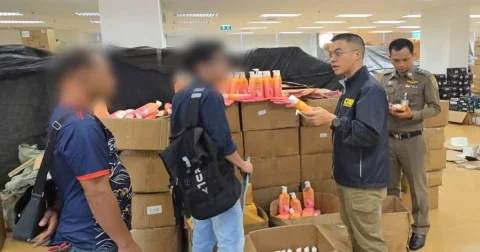 ผิวสวยกลายเป็นผิวพัง! CIB รวบพ่อค้าของปลอมครีมกันแดด Jabs กว่า 2,500 ขวด  เตือนอย่าหลงเชื่อราคาถูก