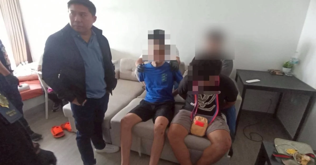 ป.ป.ส. ทลายต่อเนื่อง จับโคเคนข้ามชาติ จับชาวบราซิล 2 คน พร้อมโคเคน มูลค่ากว่า 3 ล้านบาท กลางกรุงเทพฯ  ด้าน เลขาฯ ป.ป.ส. ย้ำชัดจะไม่ยอมให้ไทยถูกใช้เป็นทางผ่านยาเสพติด