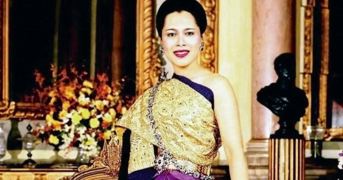 เปิดพระราชประวัติ สมเด็จพระนางเจ้าสิริกิติ์ พระบรมราชินีนาถ พระบรมราชชนนีพันปีหลวง