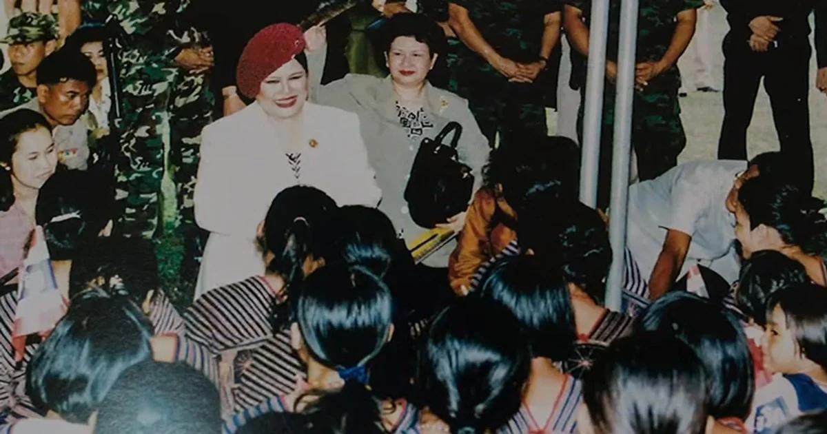 ย้อนฟังพระราชดำรัส พระพันปีหลวง ตรัสถึงงานศิลปาชีพ ทรงภาคภูมิพระทัย คนไทยเราเก่ง มีฝีมือระดับศิลปินชั้นเอกของโลก