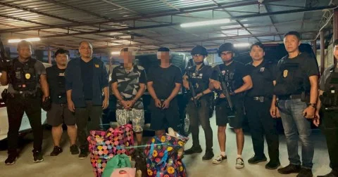 ผบ.ตร. ชื่นชม สืบนครบาล 8 ขยายผลจับกุมยาไอซ์ 50 กิโล ใช้ชุมชนวัดเป็นแหล่งซุกซ่อนและจำหน่าย