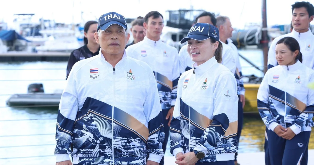 ในหลวง เสด็จพระราชทานเหรียญทอง เรือใบซีเกมส์ 2025 แด่พระราชินี