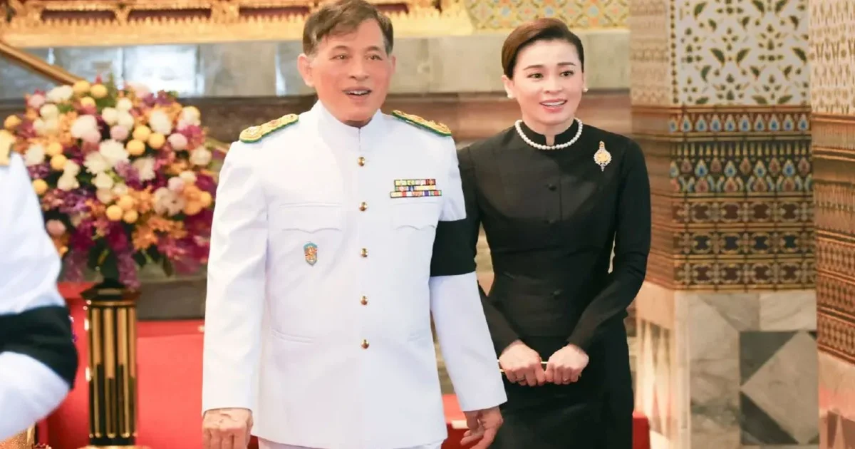 ในหลวง พระราชินี ทรงบำเพ็ญพระราชกุศล ในการพระราชพิธีสงกรานต์ พุทธศักราช 2569